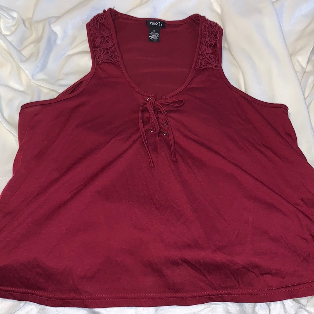 Cute Maroon top😍